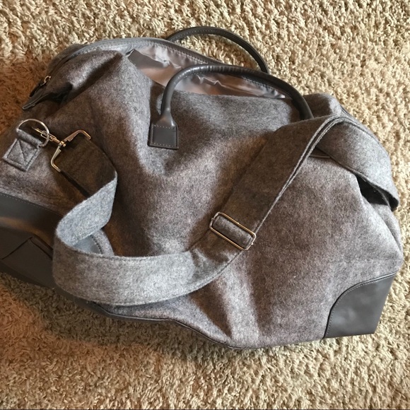 DSW Bags Dsw Exclusive Weekender Duffle Bag Gray Nw Poshmark